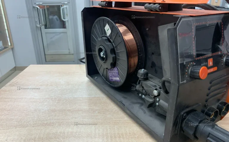 Сварочный аппарат mig 220