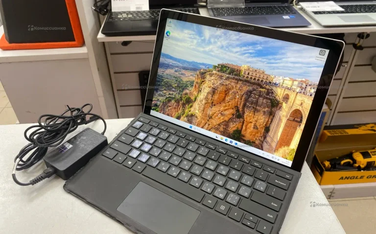 Планшет Microsoft Surface Pro 7 i5 8Gb 128Gb