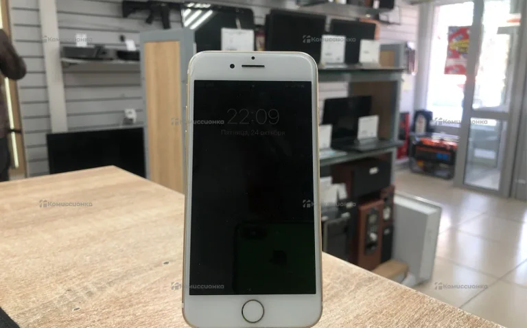Apple iPhone 7 2/32 ГБ