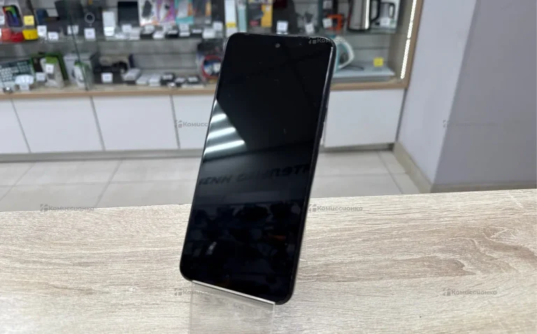 Tecno Pova 4 8/128 ГБ