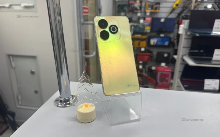 Infinix Smart 8 3/64 ГБ