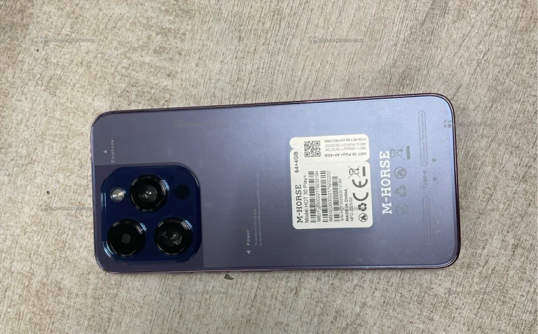 M-horse HOT 30 Play+ 1/8 ГБ