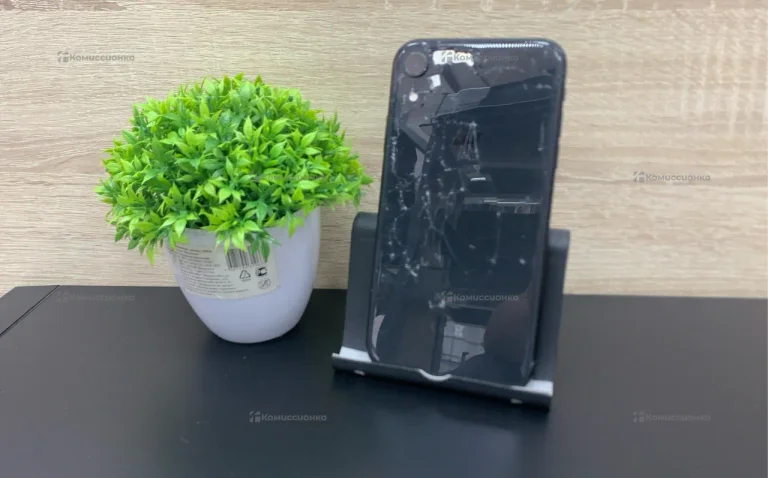 Apple iPhone XR 3/64 ГБ
