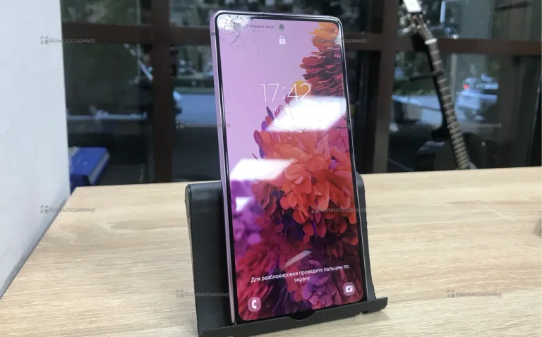 Samsung Galaxy S20 FE 8/128 ГБ