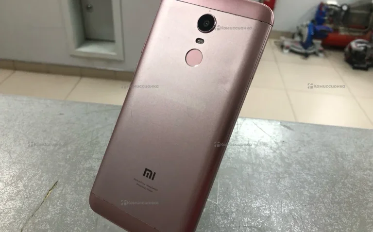 Xiaomi Redmi 5 Plus (Redmi Note 5) 3/32 ГБ