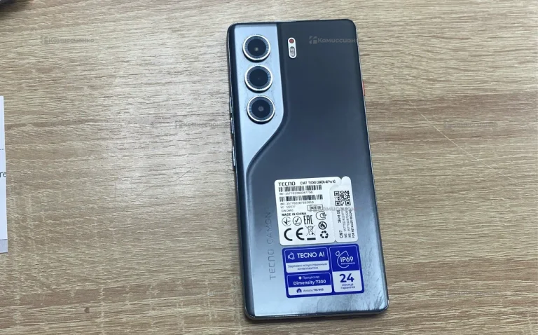 Tecno CAMON 40 Pro 5G 8/256 Гб