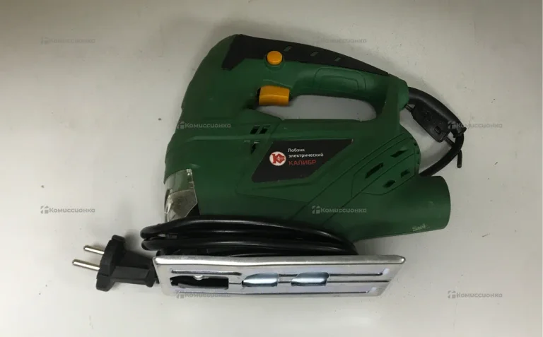 Электролобзик Калибр ЛЭМ-450Е