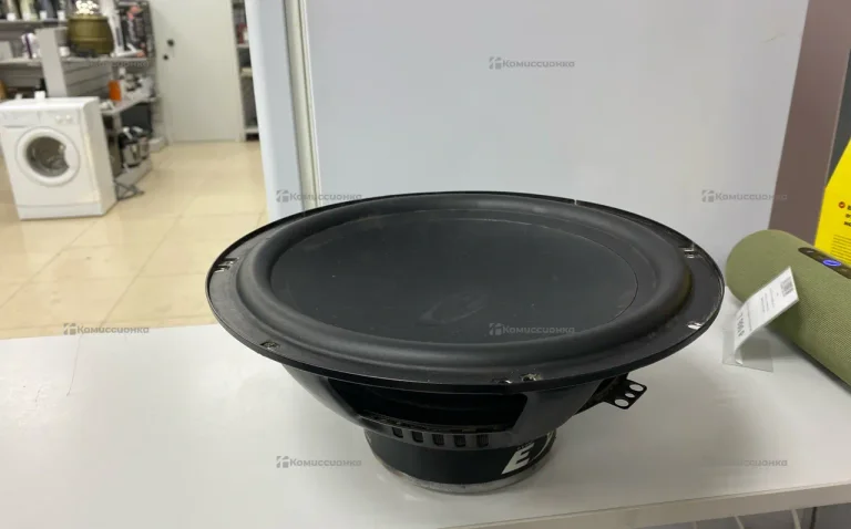 Сабвуфер ALPINE SWE-1244E