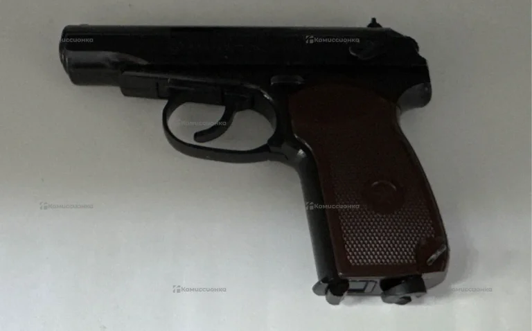 Страйкбольный пистолет Umarex Makarov 6mm