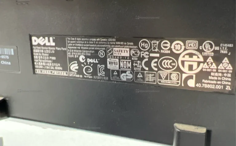 Монитор Dell p90st