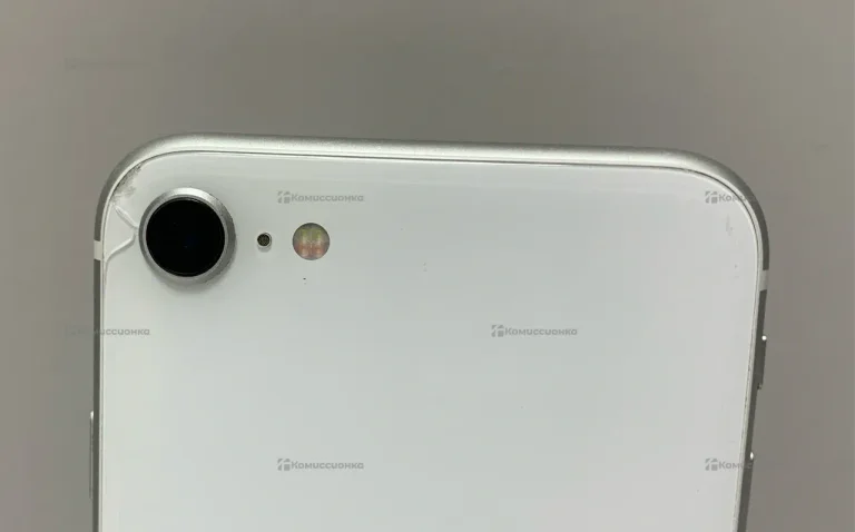 Apple iPhone SE 2020 64GB