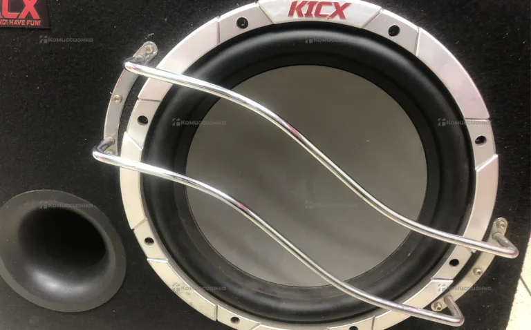Сабвуфер  Kick br301