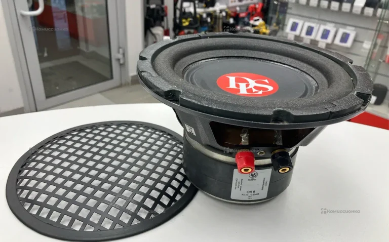 Сабвуфер  DLS OA8