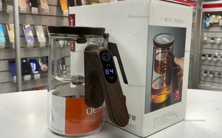 Чайник проливной Deskpot