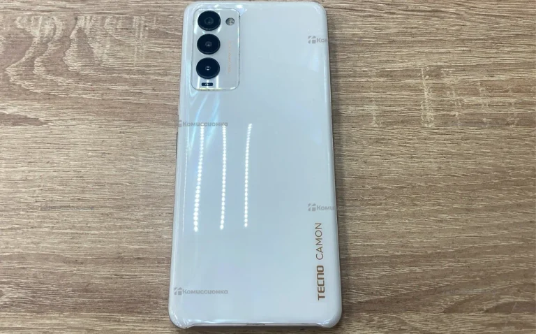 Tecno CAMON 18 6/128 ГБ