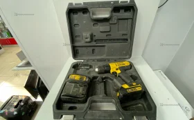 Дрель шуруповерт DeWalt DCD734