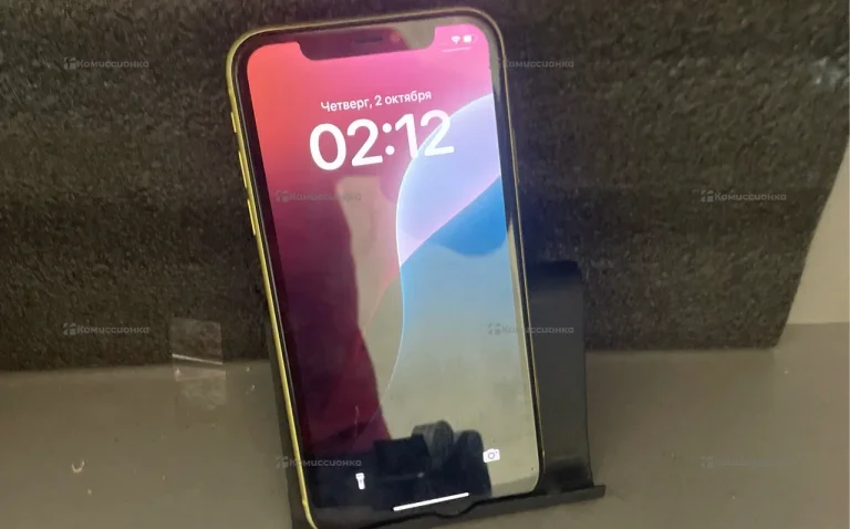 Apple iPhone 11 4/128 ГБ