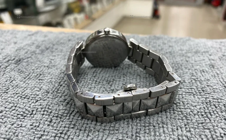 Часы  Calvin klain