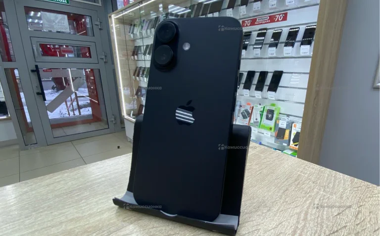 Apple iPhone 16 8/128 ГБ