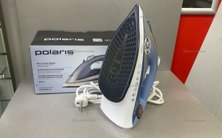 Утюг Polaris PIR 2820AK