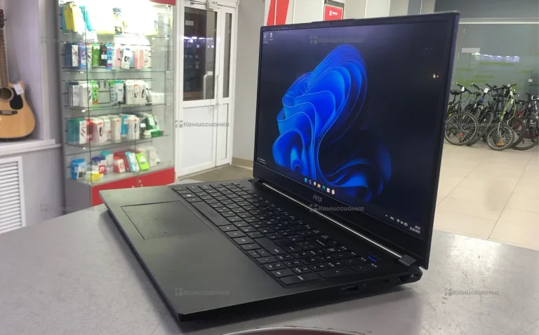 Ноутбук  hiper expertbook