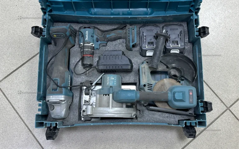 Набор электроинструментов Makita 4в1