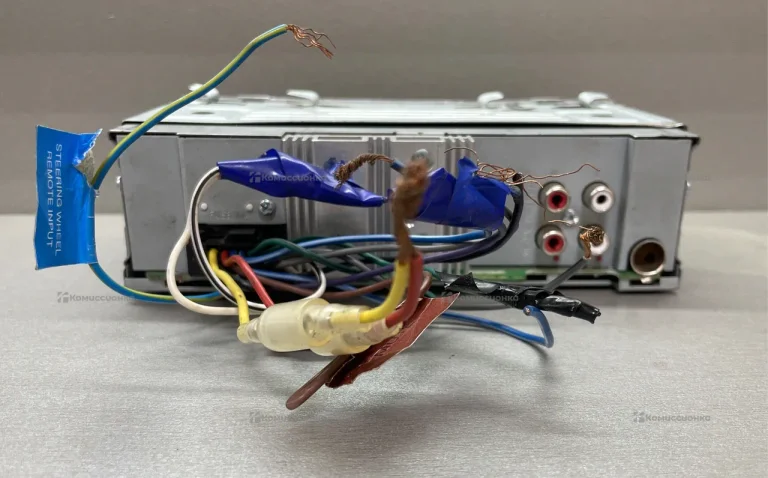 Автомагнитола Kenwood KMM-125