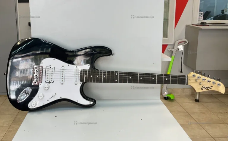 Электрогитара Rocket ST01BK