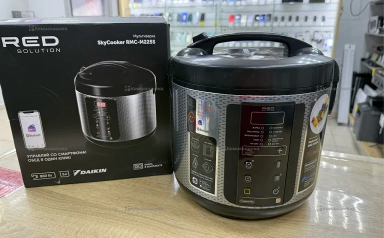 Мультиварка Red RMC-M225S