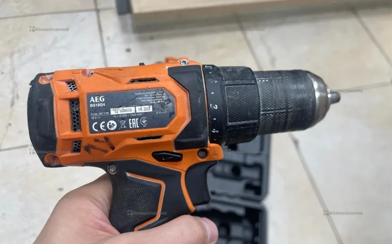 Аккумуляторный шуруповерт AEG BS18G4