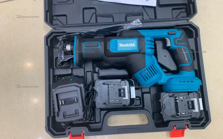 Сабельная пила (большая) Makita акб черный кейс