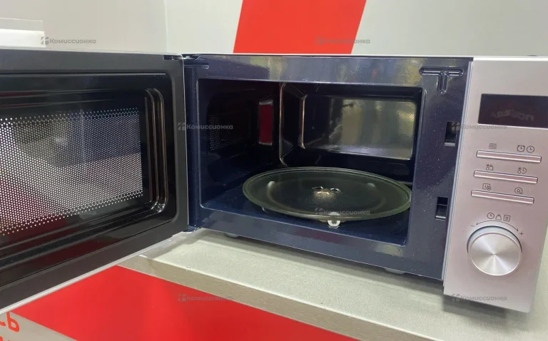 Микроволновая печь  MIDEA AM720C2MV-S