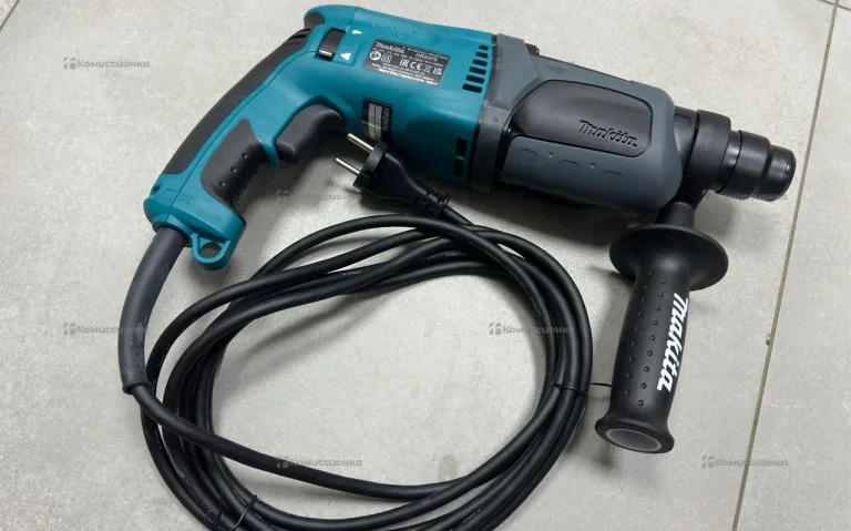 Перфоратор Makita HR2470