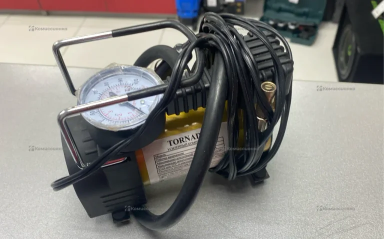 Автомобильный компрессор Tornado AC580