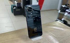 Huawei nova 13 12/256 ГБ