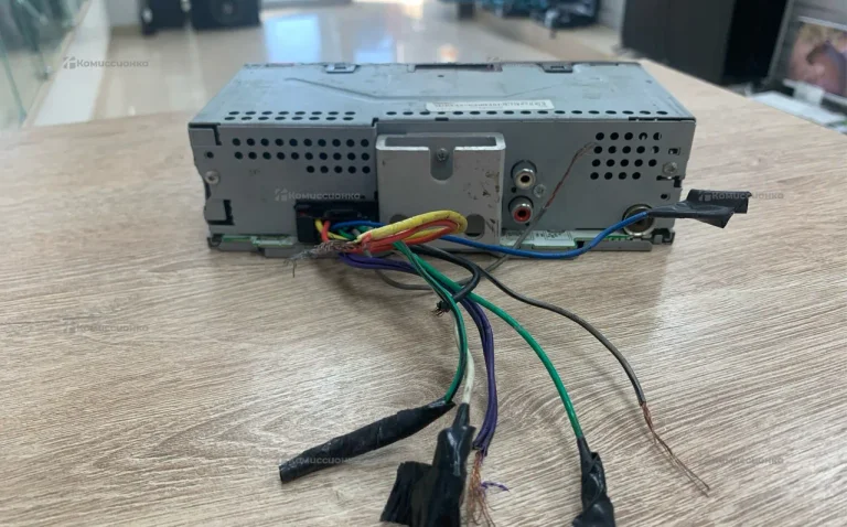 Автомагнитола  Pioneer MVH-170UB