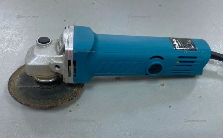 УШМ Makita Angle Grinder
