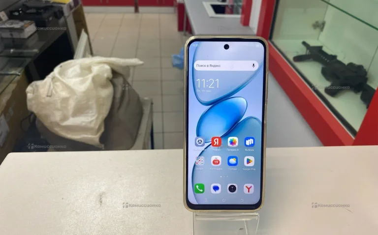 Tecno SPARK Go 1 3/64