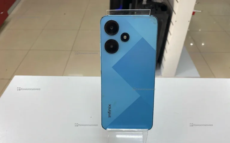 Infinix Hot 30i 8/128 ГБ
