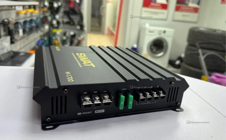 Усилитель  SWAT M-1700