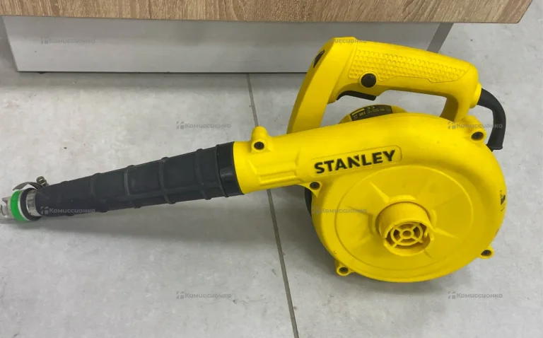 Воздуходув-пылесос Stanley STPT600
