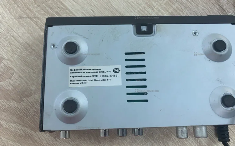 Телеприставка Oriel 710