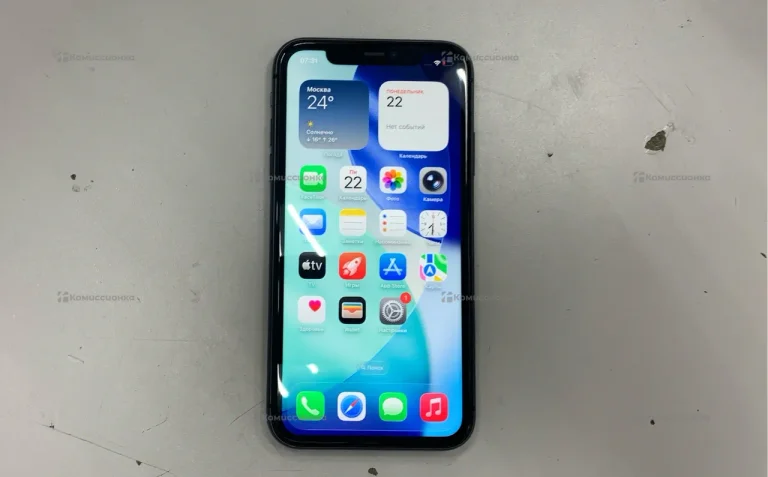 Apple iPhone 11 4/64 ГБ