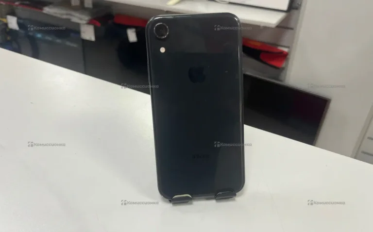 Apple iPhone XR 3/64 ГБ
