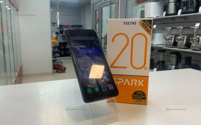 Tecno Spark 20 4/128 ГБ