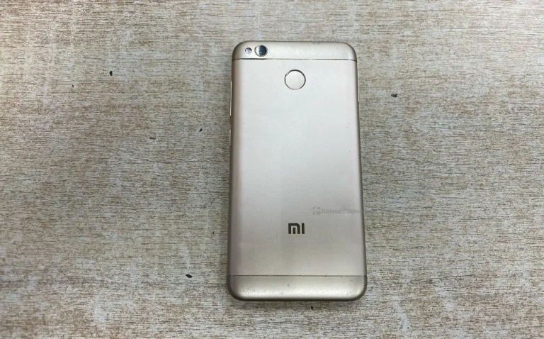 Xiaomi Redmi 4 (4X) 2/16 ГБ