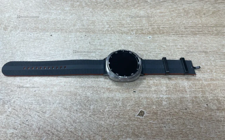 Часы Samsung Galaxy Watch 8 classic