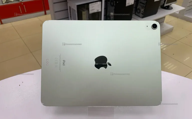 Планшет Apple Aipad  air 4 64