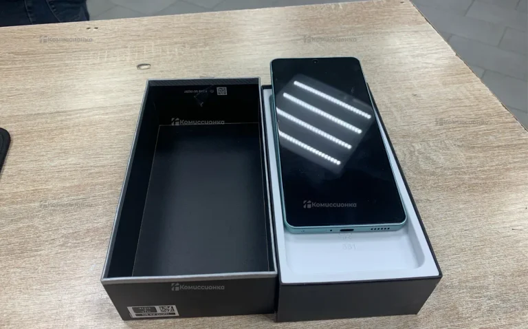 Vivo iQOO 12 12/512 ГБ