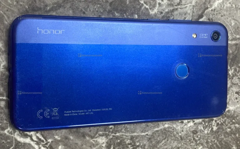 Honor 8A 2/32 ГБ